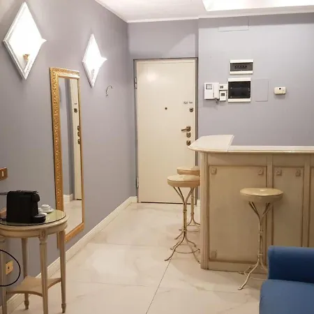 Dei Mercanti 4* Milánó