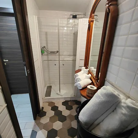 Dei Mercanti 4* Milan